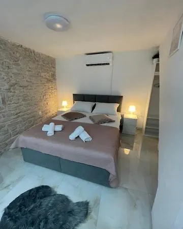 Royal City Apartments Šibenik Exterior foto