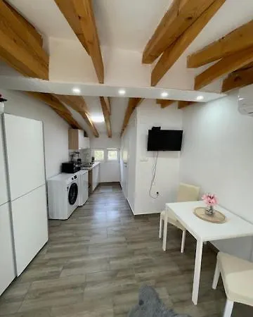Royal City Apartments Šibenik Exterior foto