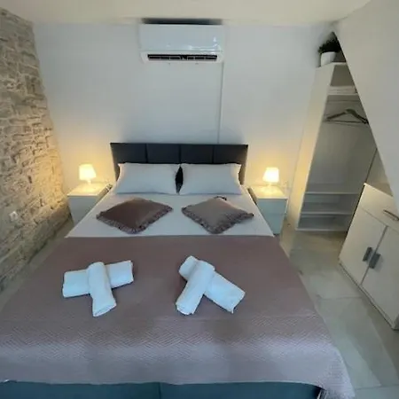 Royal City Apartments Šibenik Exterior foto