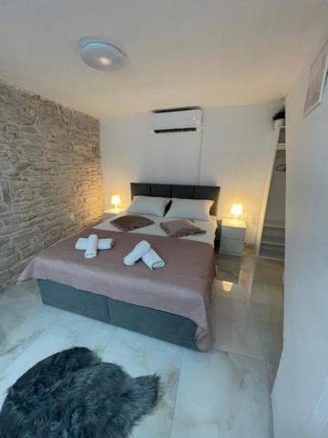 Royal Apartment